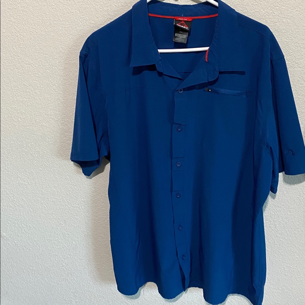 Men’s Gerry s/s woven shirt. Really nice comfy traveling shirt ✈️